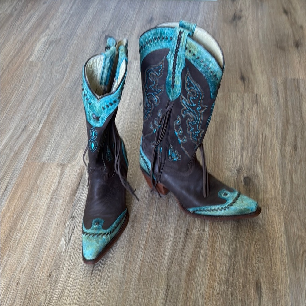 Blue and Brown Heeled Boots with Modern Design